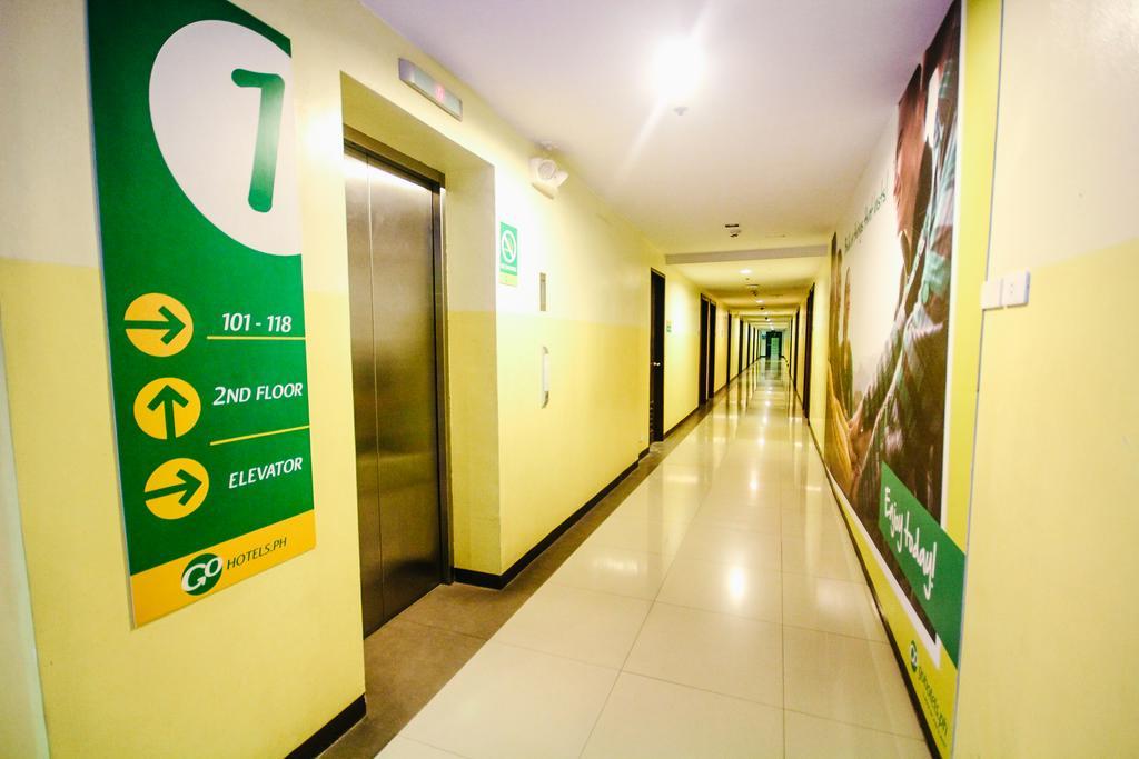 Go Hotels Баколод Екстериор снимка